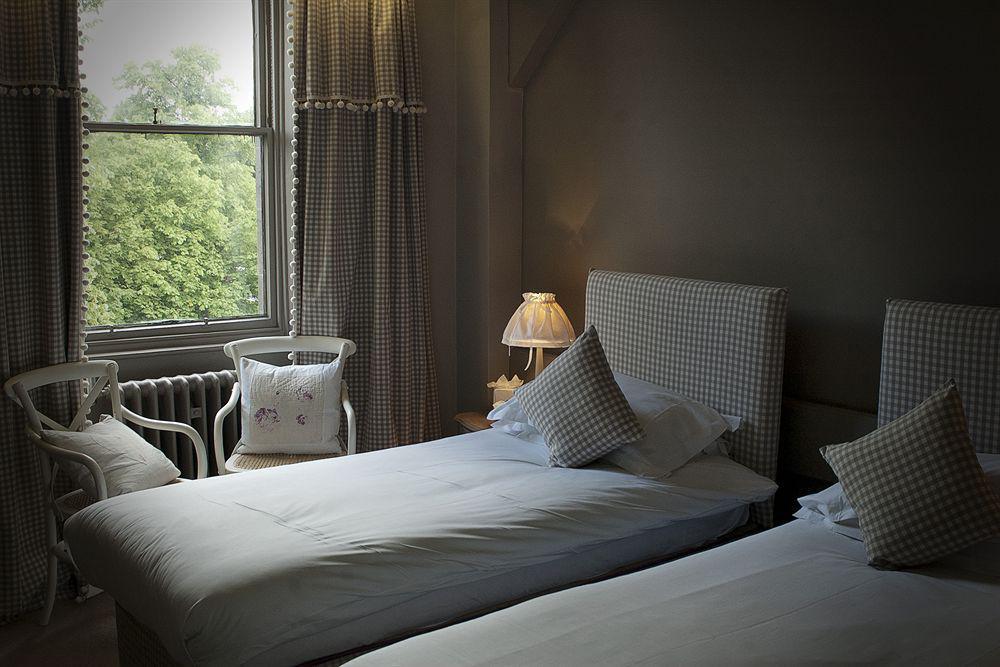 White Hart Hotel & Apartments Harrogate Room photo